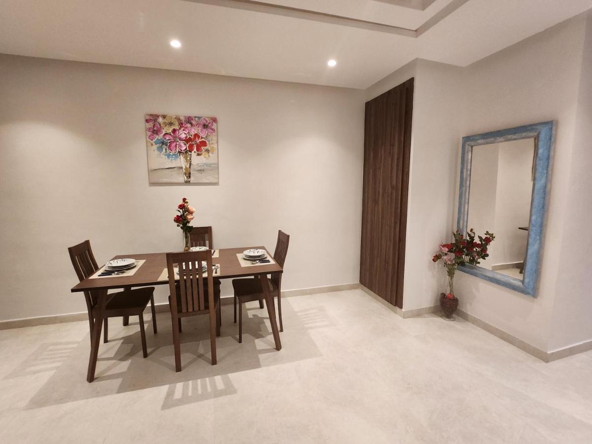 Apartment Modern Luxury Retreat: 2-bedroom In The Heart Of Marrakech Marrakesh